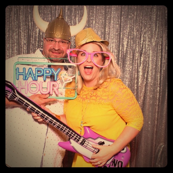 Meet the Posher Other - Meet your Posher, Allison